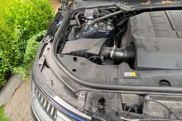 Used Land Rover Range Sport 2018 3.0 SC V6 HSE DYNAMIC Engine Bay Right