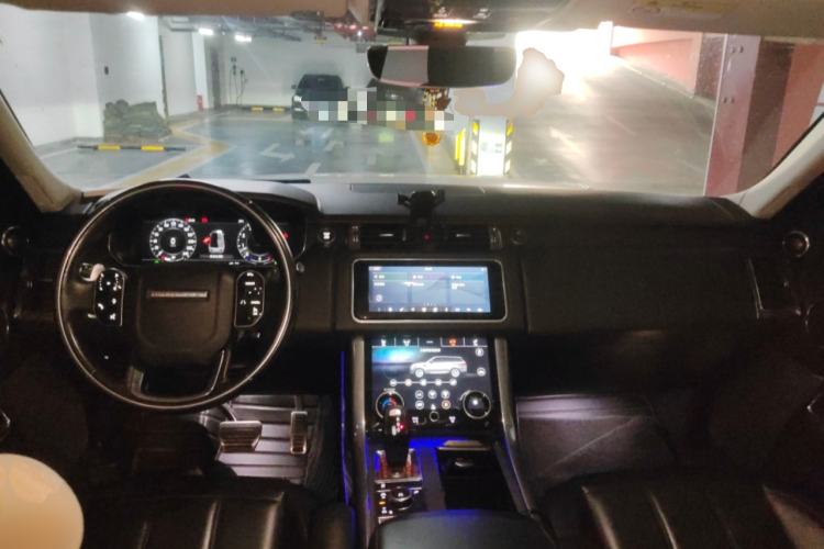 Used Land Rover Range Sport 2018 3.0 SC V6 HSE DYNAMIC Center Console