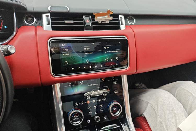 Used Land Rover Range Sport 2018 3.0 SC V6 HSE DYNAMIC Audio And AC Panel