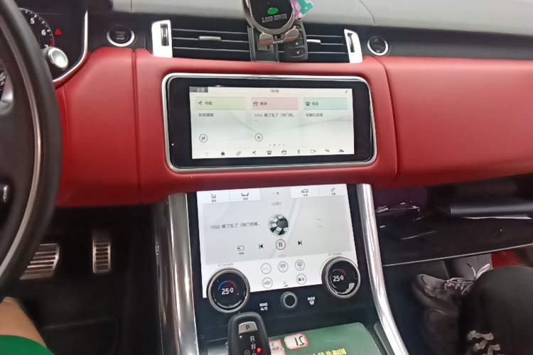 Used Land Rover Range Sport 2018 3.0 SC V6 HSE DYNAMIC Audio And AC Panel
