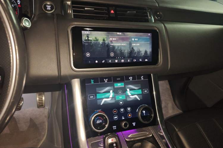 Used Land Rover Range Sport 2018 3.0 SC V6 HSE DYNAMIC Audio And AC Panel