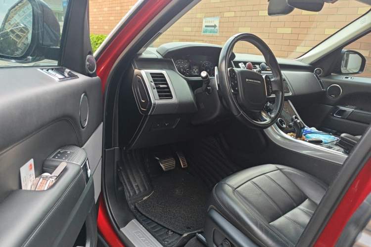 Used Land Rover Range Sport 2018 3.0 SC V6 HSE DYNAMIC Driver Seat