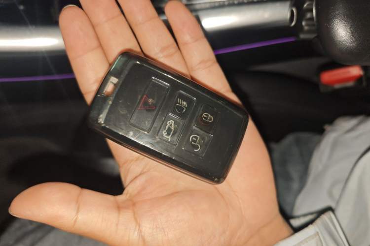 Used Land Rover Range Sport 2018 3.0 SC V6 HSE DYNAMIC Vehicle Key