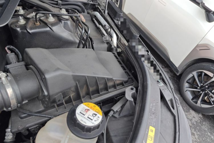 Used Land Rover Range Sport 2018 3.0 SC V6 HSE DYNAMIC Engine Bay Left