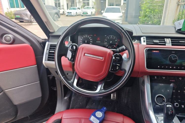 Used Land Rover Range Sport 2018 3.0 SC V6 HSE DYNAMIC Steering Wheel