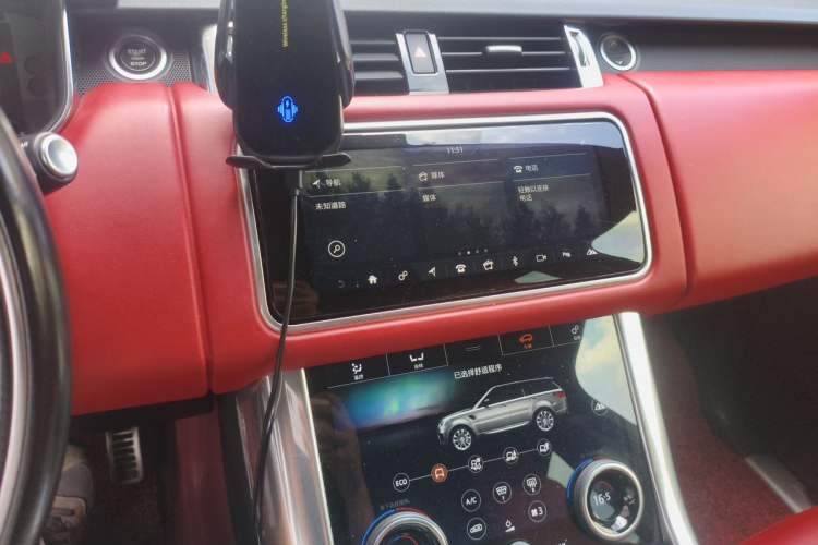 Used Land Rover Range Sport 2018 3.0 SC V6 HSE DYNAMIC Audio And AC Panel