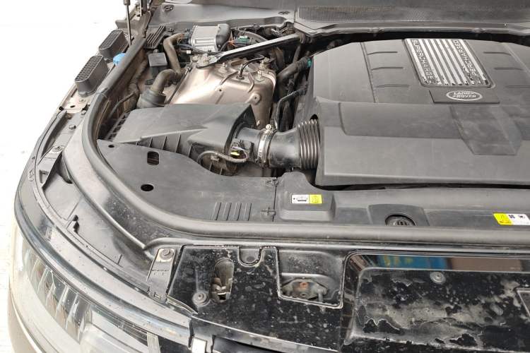 Used Land Rover Range Sport 2018 3.0 SC V6 HSE DYNAMIC Engine Bay Right
