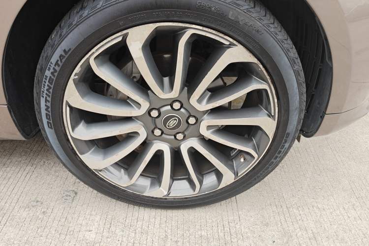 Used Land Rover Range Sport 2018 3.0 SC V6 HSE DYNAMIC Right Front Wheel Hub