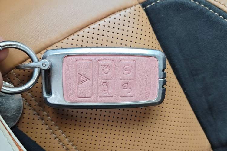 Used Land Rover Range Sport 2018 3.0 SC V6 HSE DYNAMIC Vehicle Key