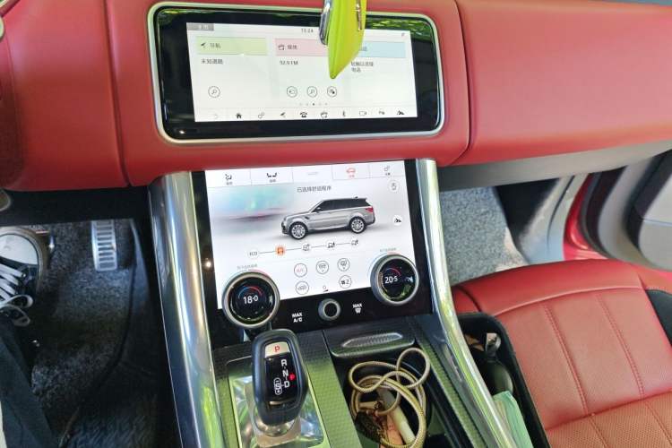 Used Land Rover Range Sport 2018 3.0 SC V6 HSE DYNAMIC Audio And AC Panel