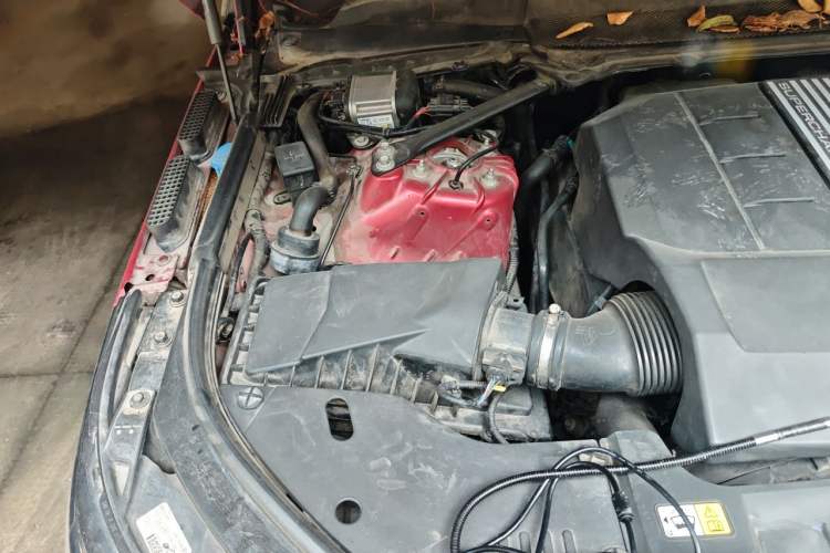 Used Land Rover Range Sport 2018 3.0 SC V6 HSE DYNAMIC Engine Bay Right