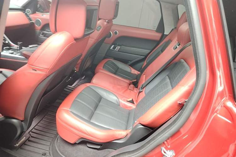 Used Land Rover Range Sport 2018 3.0 SC V6 Fēngshàng Chuàngshì Edition DYNAMIC Left Rear Seat