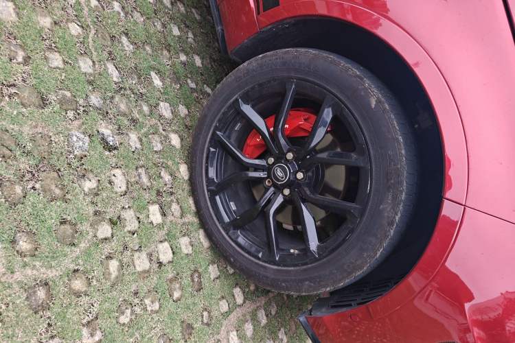Used Land Rover Range Sport 2018 3.0 SC V6 HSE DYNAMIC Right Front Wheel Hub