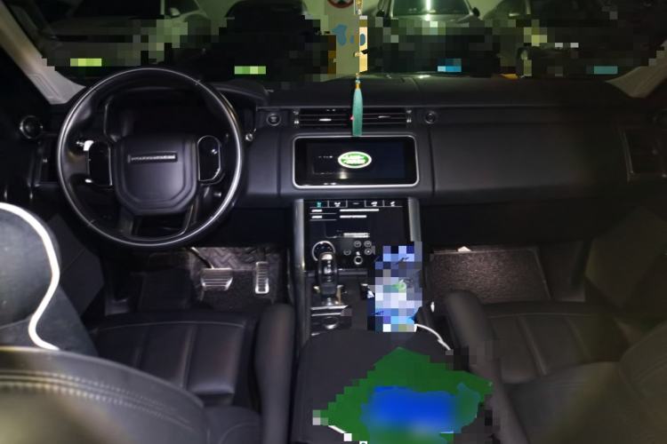 Used Land Rover Range Sport 2018 3.0 SC V6 HSE DYNAMIC Center Console