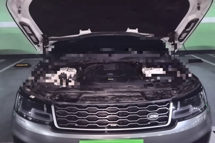 Used Land Rover Range Sport  Engine Bay