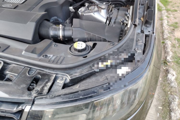 Used Land Rover Range Sport 2018 3.0 SC V6 HSE DYNAMIC Engine Bay Left