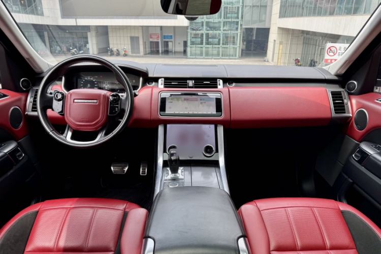 Used Land Rover Range Sport 2018 3.0 SC V6 HSE DYNAMIC Interior 1