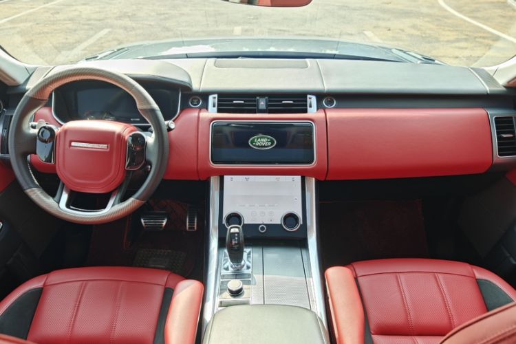 Used Land Rover Range Sport 2018 3.0 SC V6 HSE DYNAMIC Interior 3