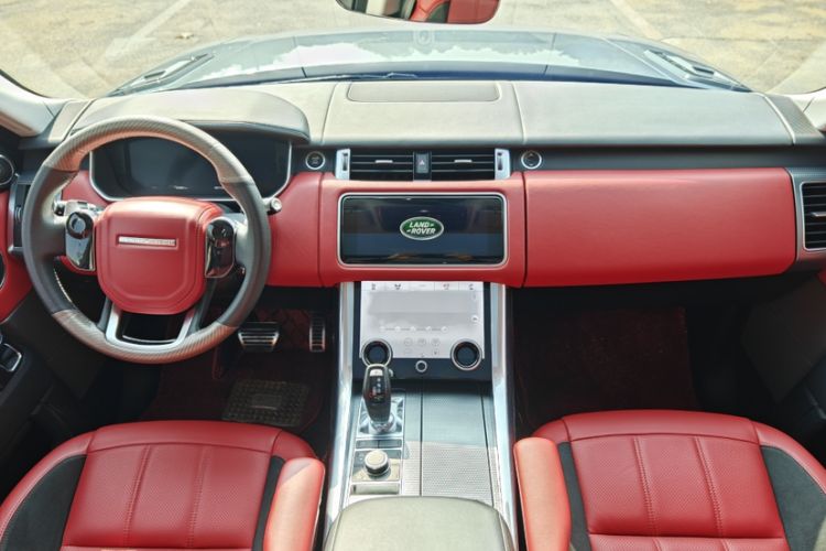 Used Land Rover Range Sport 2018 3.0 SC V6 HSE DYNAMIC Interior 4