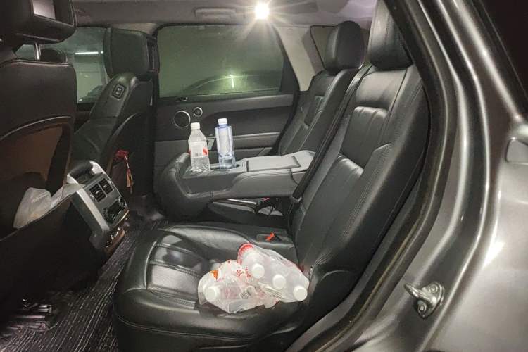 Used Land Rover Range Sport 2018 3.0 SC V6 HSE DYNAMIC Left Rear Seat
