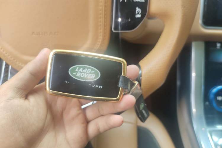 Used Land Rover Range Sport 2018 3.0 SC V6 HSE DYNAMIC Vehicle Key
