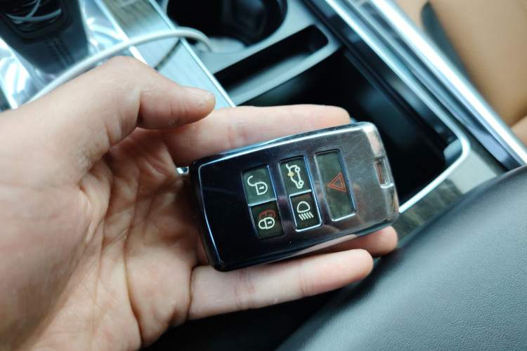 Used Land Rover Range Sport 2018 3.0 SC V6 HSE DYNAMIC Vehicle Key
