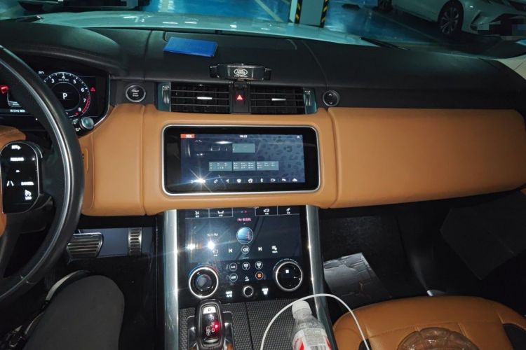 Used Land Rover Range Sport 2018 3.0 SC V6 HSE DYNAMIC Audio And AC Panel