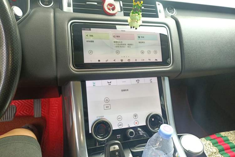 Used Land Rover Range Sport  Audio And AC Panel