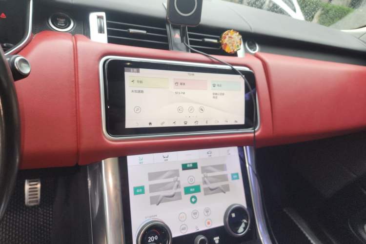 Used Land Rover Range Sport 2018 3.0 SC V6 HSE DYNAMIC Audio And AC Panel