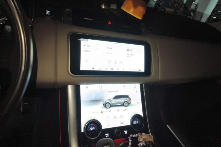 Used Land Rover Range Sport 2018 3.0 SC V6 HSE DYNAMIC Audio And AC Panel