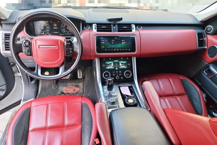 Used Land Rover Range Sport 2018 3.0 SC V6 HSE DYNAMIC Center Console