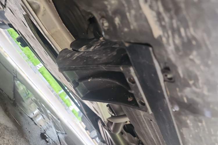 Used Land Rover Range Sport 2018 3.0 SC V6 HSE DYNAMIC Chassis Front Left
