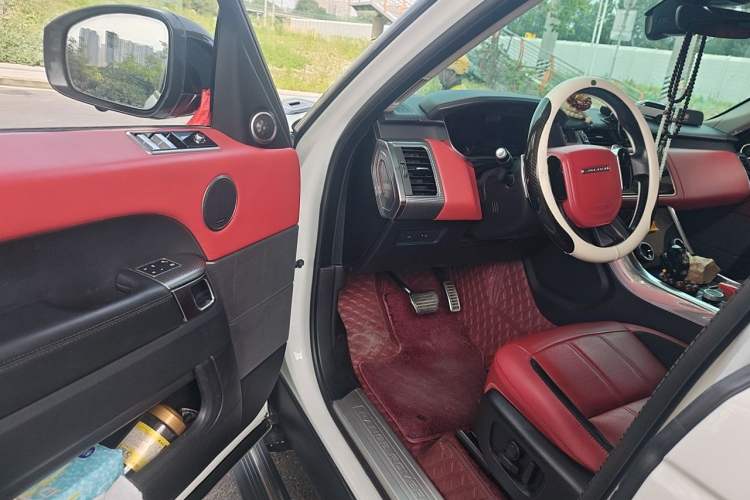 Used Land Rover Range Sport 2018 3.0 SC V6 HSE DYNAMIC Driver Seat