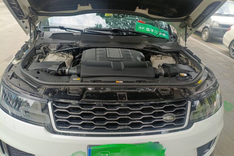 Used Land Rover Range Sport  Engine Bay
