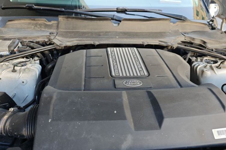 Used Land Rover Range Sport 2018 3.0 SC V6 HSE DYNAMIC Engine Bay