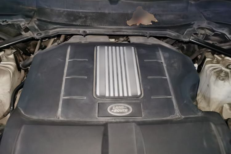 Used Land Rover Range Sport 2018 3.0 SC V6 HSE DYNAMIC Engine Bay