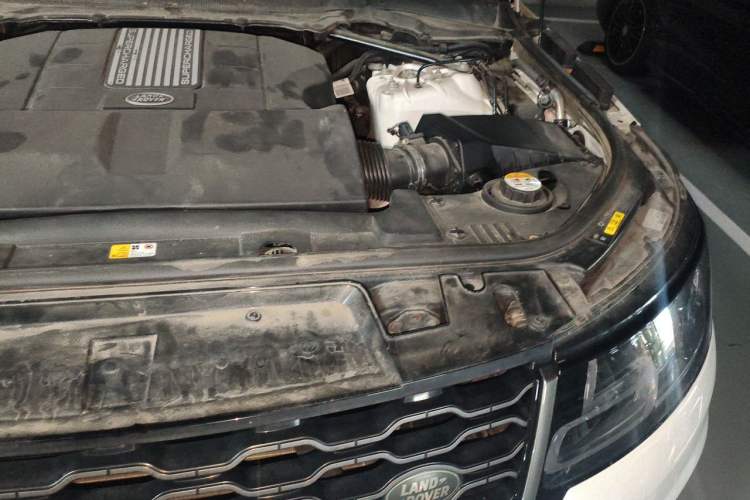 Used Land Rover Range Sport 2018 3.0 SC V6 HSE DYNAMIC Engine Bay Left