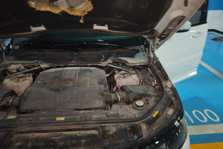 Used Land Rover Range Sport 2018 3.0 SC V6 HSE DYNAMIC Engine Bay Left