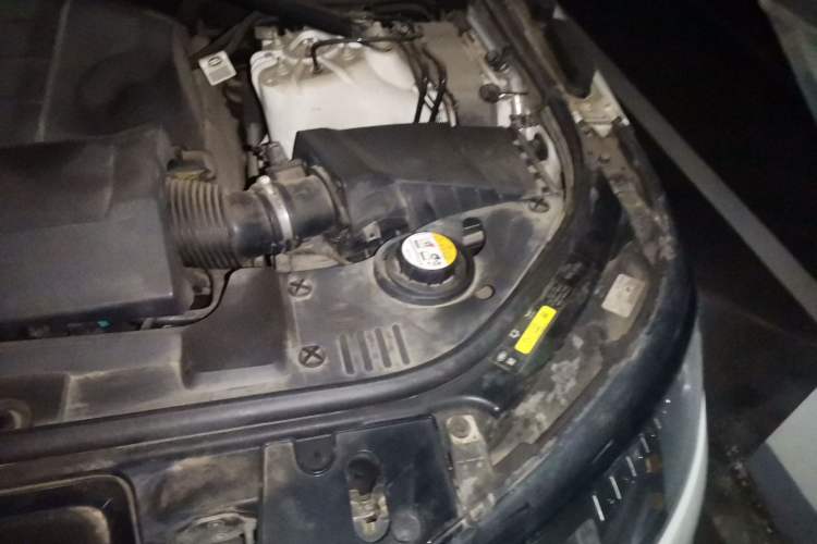 Used Land Rover Range Sport 2018 3.0 SC V6 HSE DYNAMIC Engine Bay Left