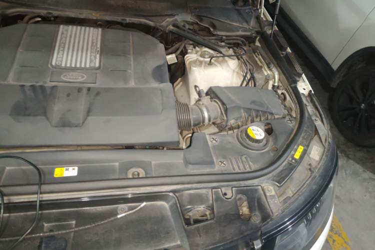 Used Land Rover Range Sport 2018 3.0 SC V6 HSE DYNAMIC Engine Bay Left