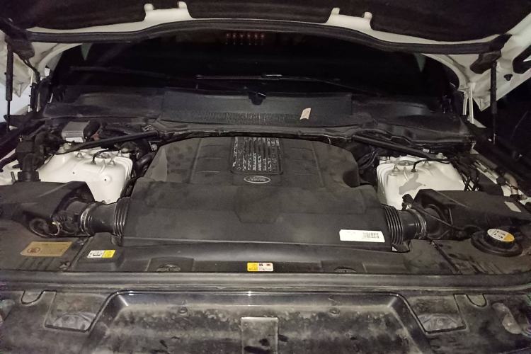 Used Land Rover Range Sport 2018 3.0 SC V6 HSE DYNAMIC Engine Bay