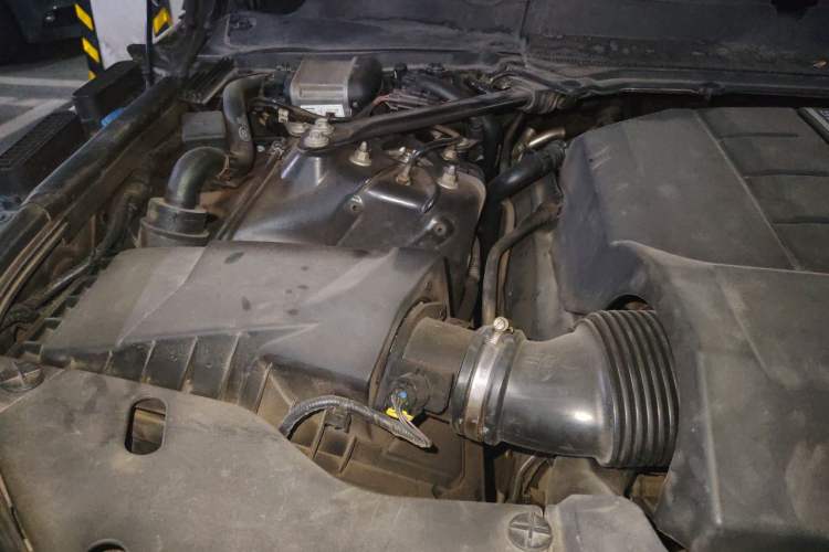 Used Land Rover Range Sport 2018 3.0 SC V6 HSE DYNAMIC Engine Bay Right