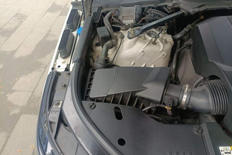 Used Land Rover Range Sport  Engine Bay Right
