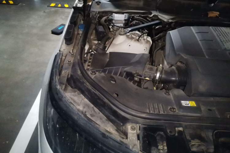 Used Land Rover Range Sport 2018 3.0 SC V6 HSE DYNAMIC Engine Bay Right