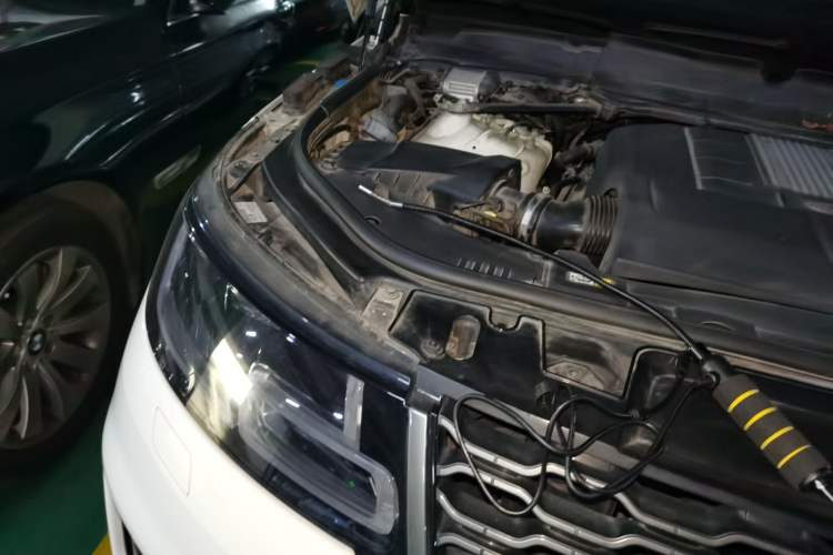 Used Land Rover Range Sport 2018 3.0 SC V6 HSE DYNAMIC Engine Bay Right