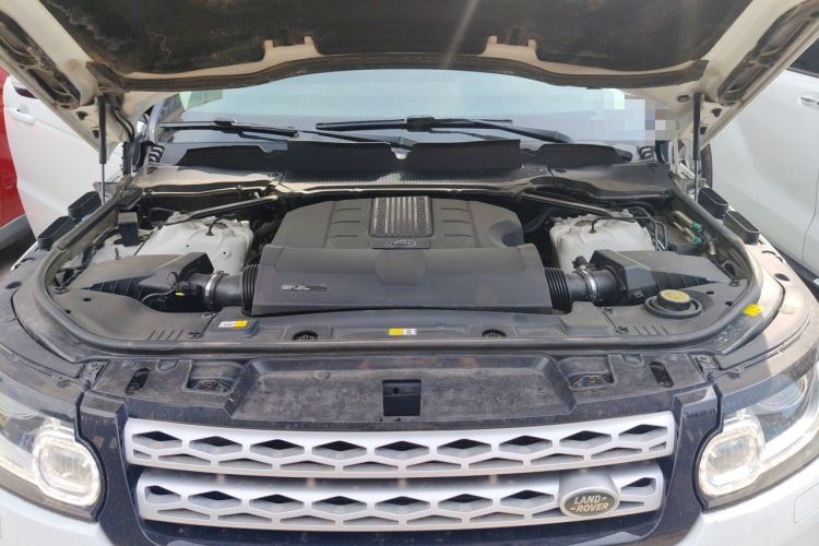 Used Land Rover Range Sport  Engine Bay