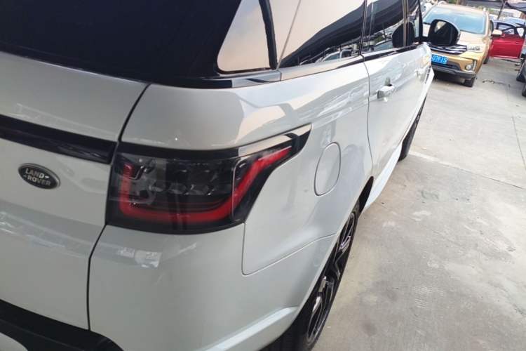 Used Land Rover Range Sport 2018 3.0 SC V6 HSE DYNAMIC Exterior 3