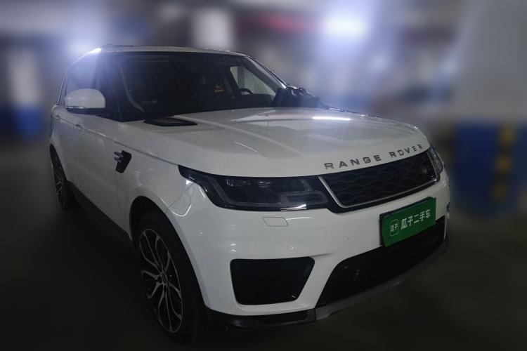 Used Land Rover Range Sport 2018 3.0 SC V6 HSE DYNAMIC Front Right 45 Deg