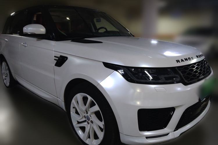 Used Land Rover Range Sport 2018 3.0 SC V6 HSE DYNAMIC Front Right 45 Deg