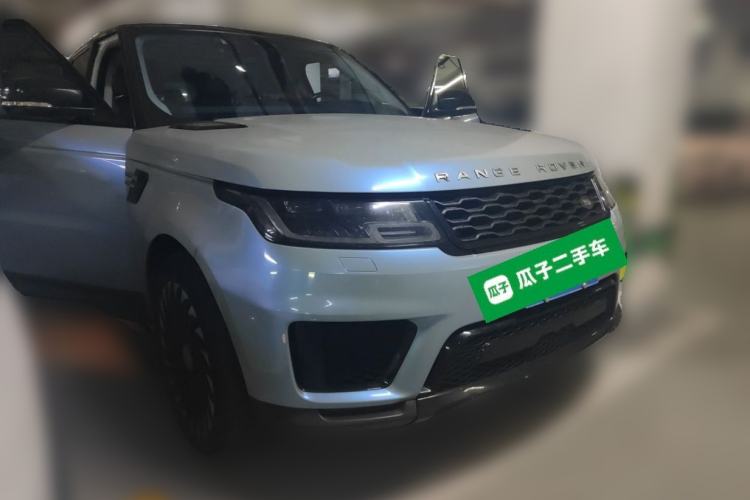 Used Land Rover Range Sport  Front Right 45 Deg